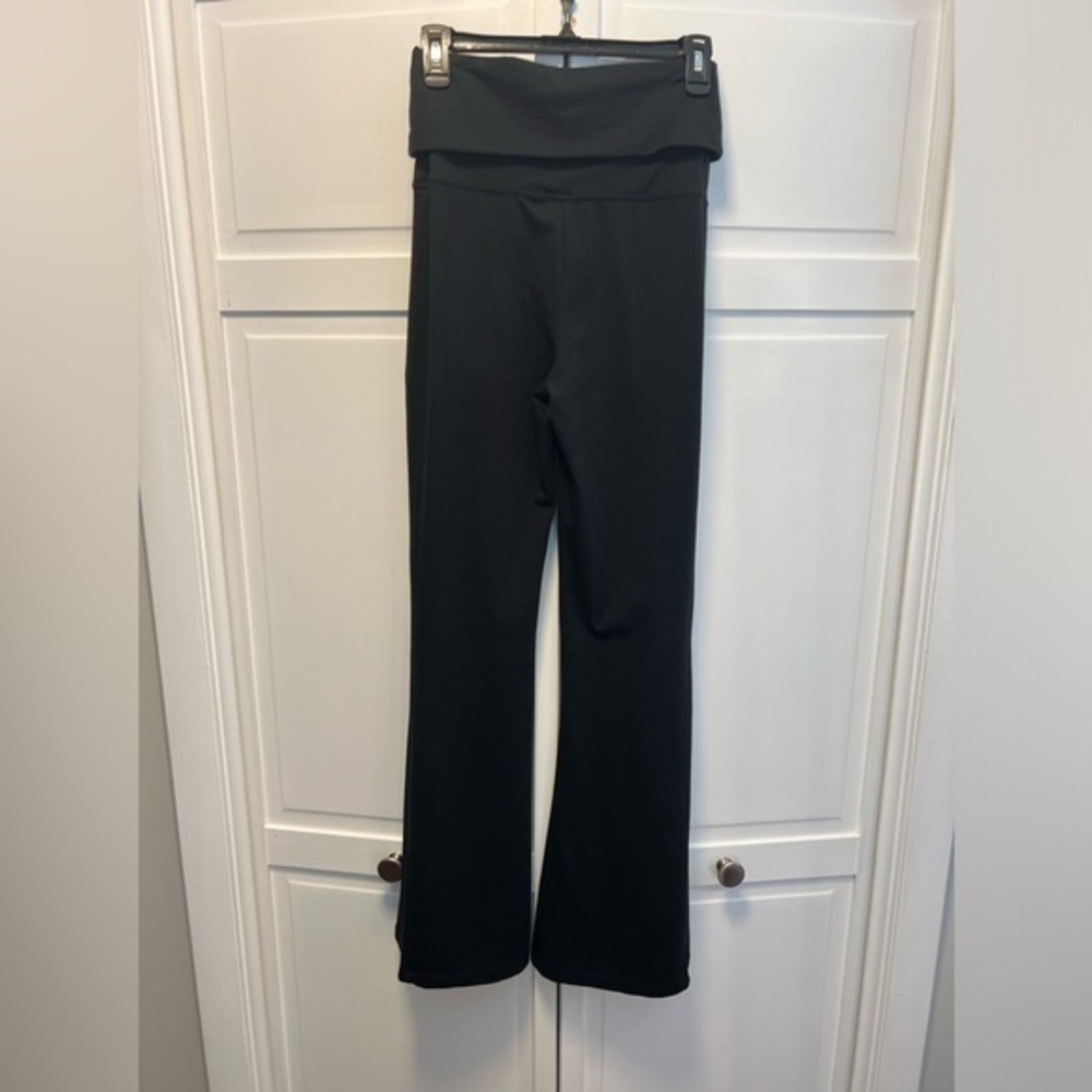 Offline by Aerie OG Foldover Super Flare Hi-Rise Size Women Medium Color Black